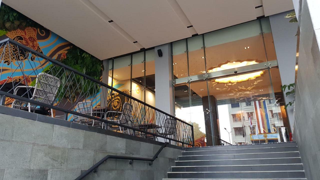 Luminor Hotel Jakarta Kota By Wh Kültér fotó